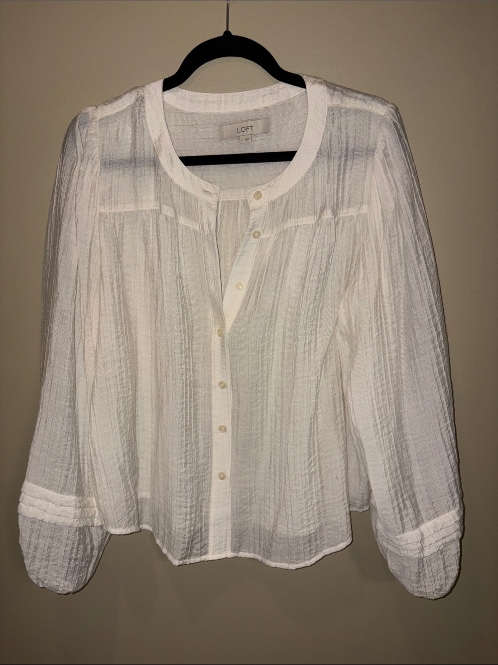 LOFT | Off White Textured Button-Front Women’s Top